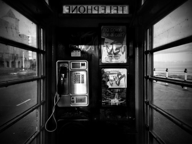 Обои черно-белая, телефон, будка, black and white, phone, booth разрешение 1920x1200 Загрузить