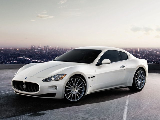 Обои город, белый, granturismo-s, мазерати, the city, white, maserati разрешение 1920x1200 Загрузить