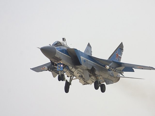 Обои истебитель, polet, mig 31, istrebitel разрешение 2408x1636 Загрузить