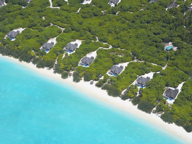 Обои вид сверху, остров, курорт, береговая линия, мальдивы, the view from the top, island, resort, coastline, the maldives разрешение 2000x1330 Загрузить
