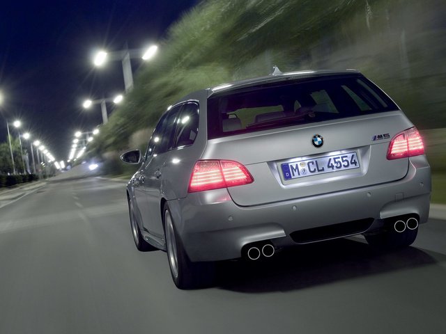 Обои бмв, 5 series, bmw разрешение 1920x1200 Загрузить