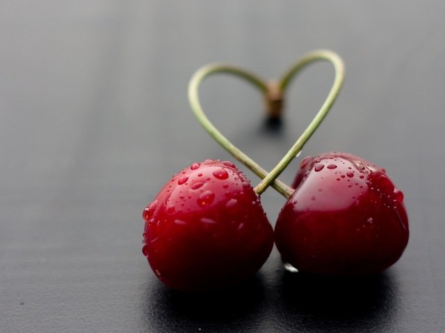 Обои макро, капли, черешня, ягоды, вишня, macro, drops, cherry, berries разрешение 1920x1200 Загрузить