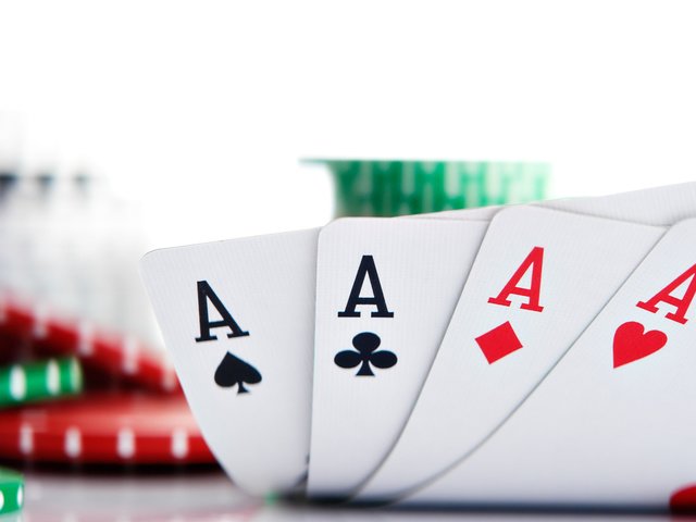 Обои покер, фишки, карты, тузы, poker, chips, card, aces разрешение 2560x1600 Загрузить