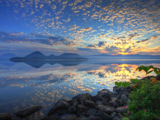 Обои япония, хоккайдо, озеро тоя, japan, hokkaido, lake toya разрешение 2048x1365 Загрузить