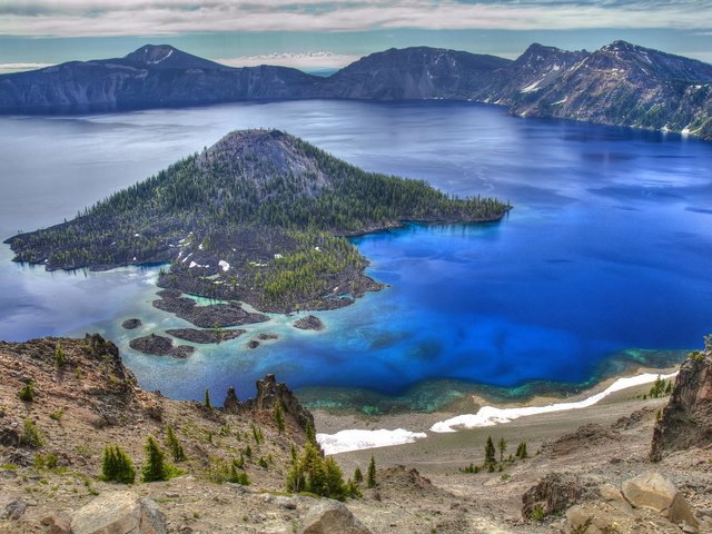 Обои озеро, горы, природа, сша, кратер, орегон, crater lake national park, crater lake drive, lake, mountains, nature, usa, crater, oregon разрешение 2048x1365 Загрузить