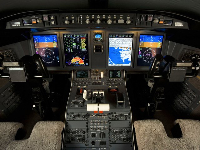 Обои bombardier, challenger 605, flight deck разрешение 3600x2400 Загрузить