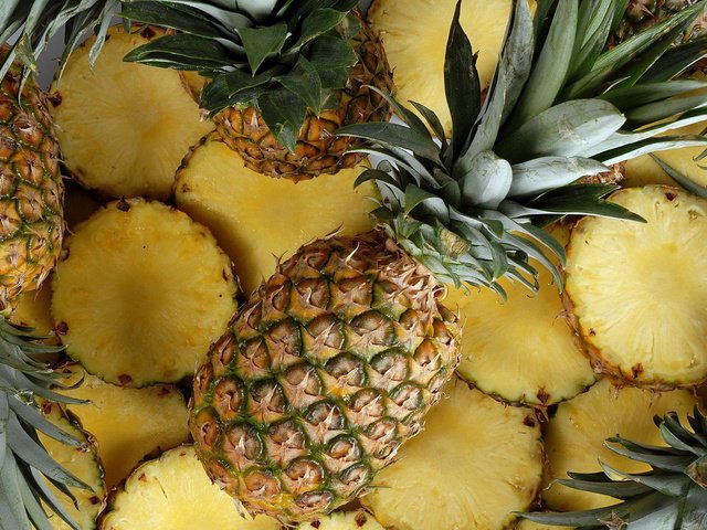 Обои фрукты, ананас, ананасы, fruit, pineapple, pineapples разрешение 1920x1200 Загрузить