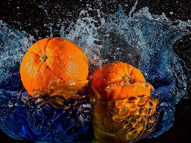 Обои вода, фрукты, апельсины, цитрусы, water, fruit, oranges, citrus разрешение 2048x1293 Загрузить