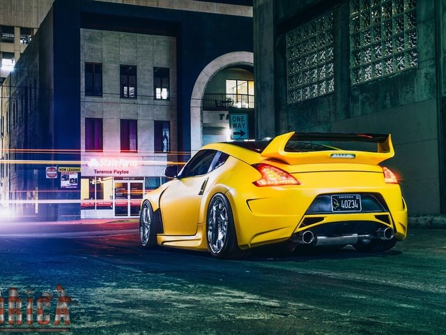 Обои желтый, город, скорость, улица, автомобиль, ниссан, 370z, z34, yellow, the city, speed, street, car, nissan разрешение 2560x1600 Загрузить