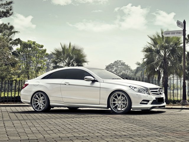 Обои авто, мерседес, купе, mercedes-benz e-class coupe, auto, mercedes, coupe разрешение 2560x1600 Загрузить