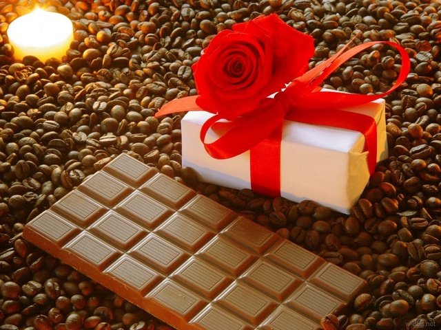 Обои роза, зерна, кофе, свеча, кофейные, шоколад, коробочка, rose, grain, coffee, candle, chocolate, box разрешение 1920x1439 Загрузить