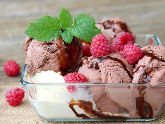 Обои мята, малина, мороженое, ягоды, сладкое, десерт, mint, raspberry, ice cream, berries, sweet, dessert разрешение 2880x1920 Загрузить