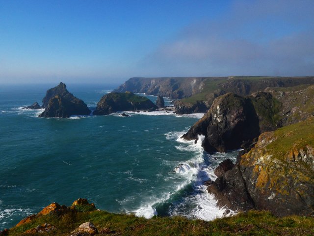 Обои скалы, берег, море, великобритания, англия, kynance ков, rocks, shore, sea, uk, england, kynance cove разрешение 3422x2115 Загрузить