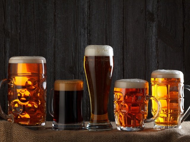 Обои пиво, пивные кружки, алкогольные напитки, beer, beer mugs, alcoholic beverages разрешение 2880x1920 Загрузить