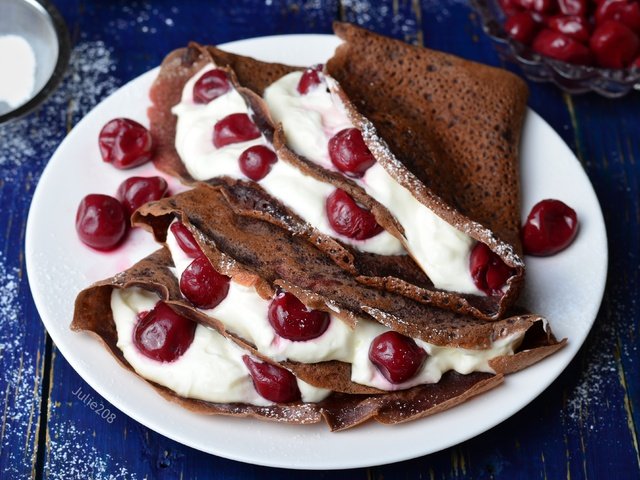 Обои крем для торта, вишня, блины, шоколадный, конвертики, cream cake, cherry, pancakes, chocolate, envelopes разрешение 4000x2649 Загрузить