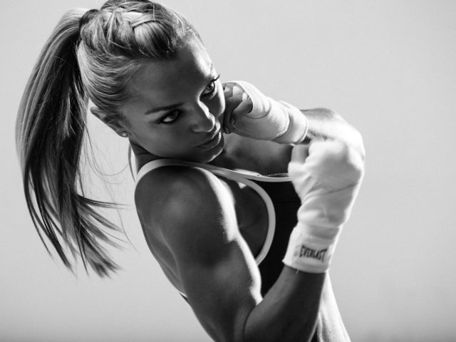 Обои девушка, движение, удар, бокс, обучение, girl, movement, blow, boxing, training разрешение 1920x1280 Загрузить