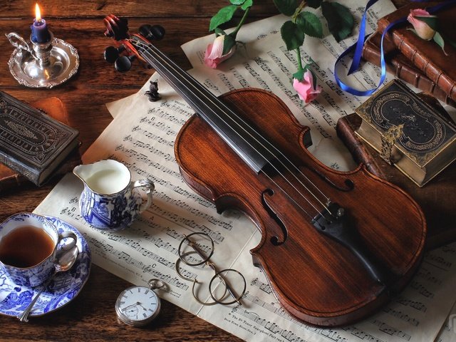 Обои розы, натюрморт, ноты, скрипка, очки, книги, часы, чай, молоко, roses, still life, notes, violin, glasses, books, watch, tea, milk разрешение 1920x1280 Загрузить