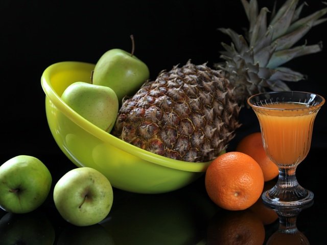 Обои фрукты, апельсин, яблоко, натюрморт, ананас, сок, fruit, orange, apple, still life, pineapple, juice разрешение 2400x1562 Загрузить