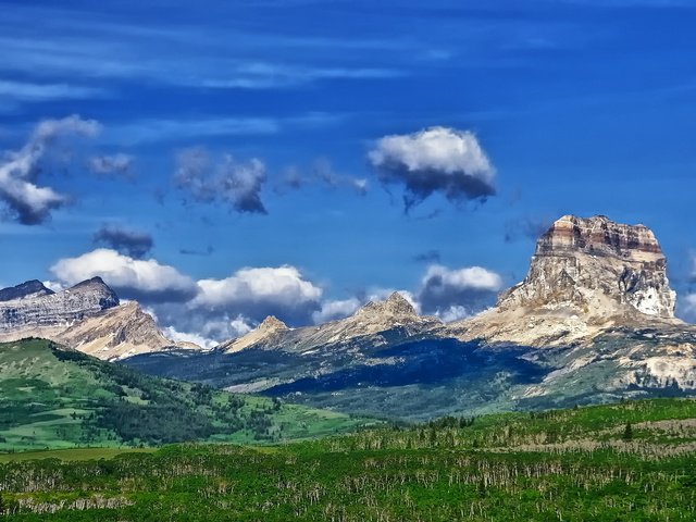 Обои небо, облака, деревья, горы, долина, the sky, clouds, trees, mountains, valley разрешение 2048x1255 Загрузить