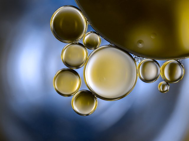 Обои вода, краски, воздух, масло, пузырьки, water, paint, the air, oil, bubbles разрешение 2048x1411 Загрузить