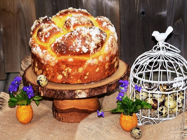 Обои цветы, выпечка, пирог, глазунья, baking, кулебяка, flowers, cakes, pie, eggs разрешение 2880x1719 Загрузить