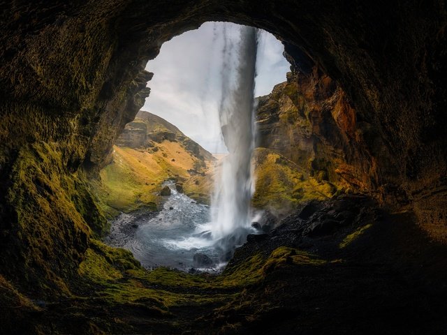 Обои скалы, водопад, пещера, исландия, northern cave, сельяландсфосс, водопад сельяландсфосс, rocks, waterfall, cave, iceland, seljalandsfoss, seljalandsfoss waterfall разрешение 2499x1199 Загрузить