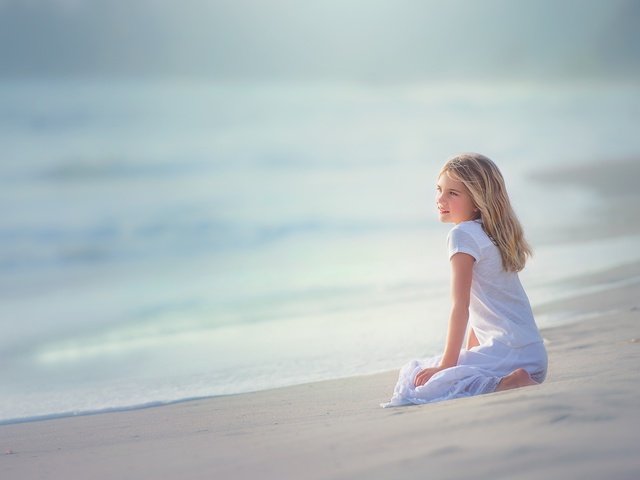 Обои море, песок, пляж, дети, девочка, ребенок, прибой, edie layland, sea, sand, beach, children, girl, child, surf разрешение 2048x1307 Загрузить