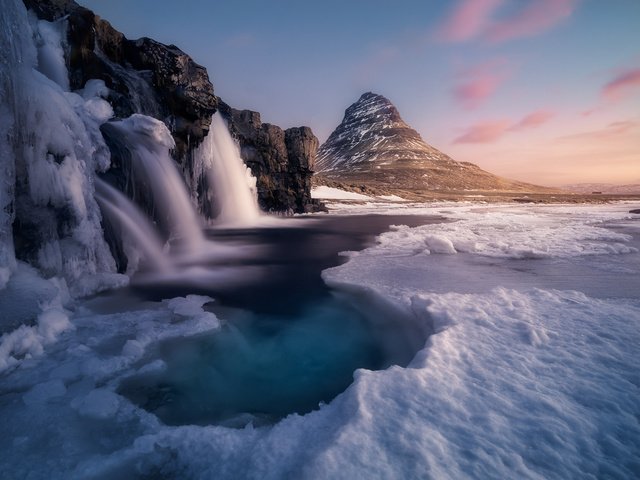 Обои река, зима, гора, водопад, лёд, river, winter, mountain, waterfall, ice разрешение 2000x1465 Загрузить