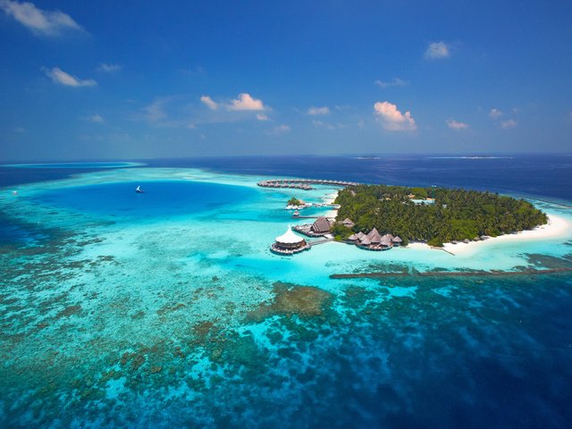 Обои море, пляж, отдых, остров, тропики, мальдивы, sea, beach, stay, island, tropics, the maldives разрешение 5760x3840 Загрузить