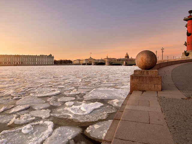 Обои река, мост, город, россия, санкт-петербург, нева, разводной мост, троицкий мост, river, bridge, the city, russia, saint petersburg, neva, drawbridge, trinity bridge разрешение 1920x1080 Загрузить