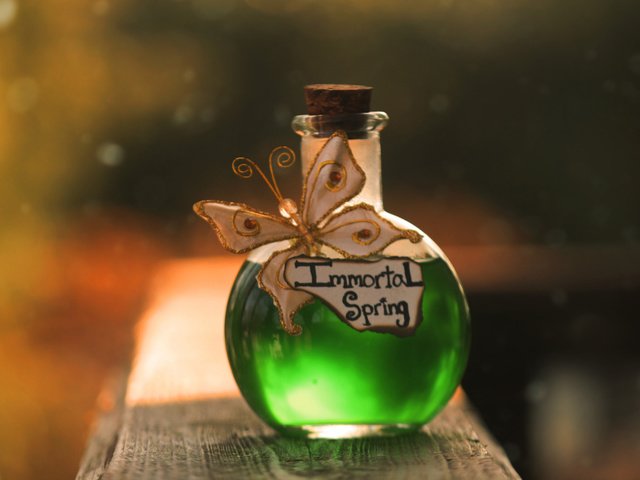 Обои бабочка, бутылочка, флакон, зелье, эликсир, butterfly, bottle, potion, elixir разрешение 3840x2400 Загрузить