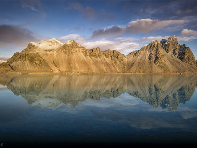 Обои небо, облака, озеро, горы, отражение, пейзаж, исландия, vestrahorn, auster-skaftafellssysla, the sky, clouds, lake, mountains, reflection, landscape, iceland разрешение 3840x2400 Загрузить