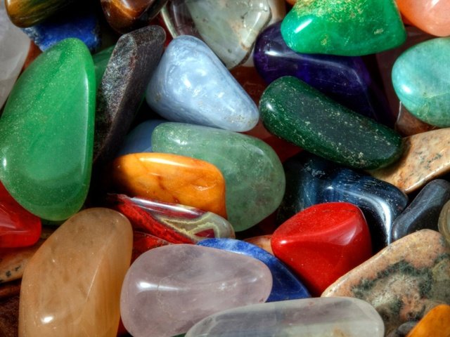 Обои камни, макро, разноцветные, цветные, камешки, stones, macro, colorful, colored, pebbles разрешение 1920x1280 Загрузить