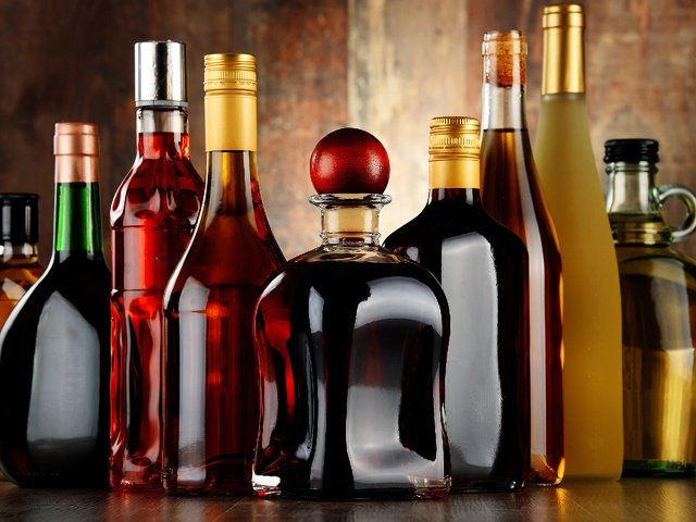 Обои напитки, бутылки, алкоголь, коллекция, алкогольные напитки, alcoholic drink, drinks, bottle, alcohol, collection, alcoholic beverages разрешение 2948x1920 Загрузить