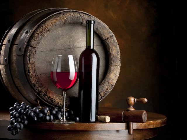 Обои виноград, бокал, вино, бутылка, бочка, красное вино, бочонок, grapes, glass, wine, bottle, barrel, red wine разрешение 2880x1800 Загрузить