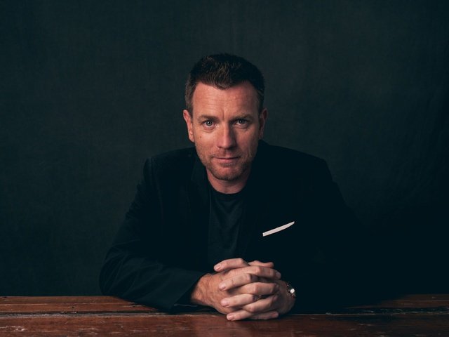 Обои портрет, взгляд, актёр, лицо, мужчина, ewan mcgregor, эван макгрегор, portrait, look, actor, face, male разрешение 3000x2247 Загрузить