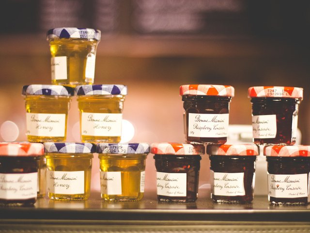 Обои джем, сладкое, мед, банки, варенье, баночки, jam, sweet, honey, banks, jars разрешение 3840x2400 Загрузить