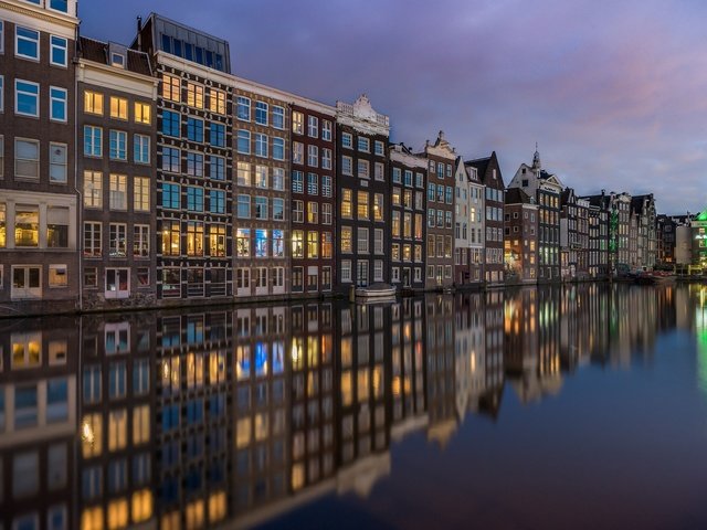 Обои вода, отражение, канал, дома, здания, нидерланды, амстердам, water, reflection, channel, home, building, netherlands, amsterdam разрешение 2048x1425 Загрузить