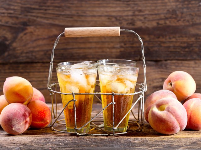 Обои напиток, фрукты, лёд, персики, чай, drink, fruit, ice, peaches, tea разрешение 5000x3290 Загрузить