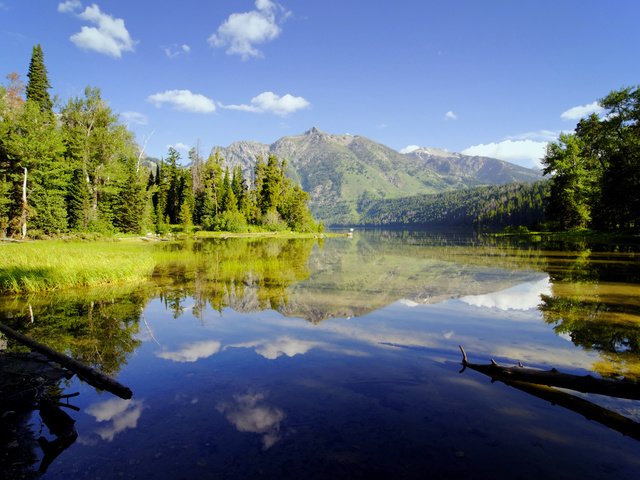 Обои небо, деревья, река, горы, природа, отражение, озёра, the sky, trees, river, mountains, nature, reflection, lake разрешение 4288x2848 Загрузить