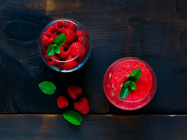 Обои малина, ягоды, сок, фреш, смузи, raspberry, berries, juice, fresh, smoothies разрешение 5184x3456 Загрузить