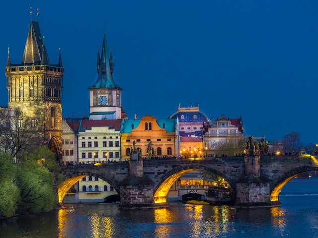 Обои огни, вечер, река, мост, дома, прага, карлов мост, чехия, lights, the evening, river, bridge, home, prague, charles bridge, czech republic разрешение 2700x1730 Загрузить