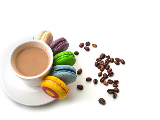 Обои кофе, кружка, макаруны, галеты, coffee, mug, macaroon, biscuits разрешение 6016x4016 Загрузить