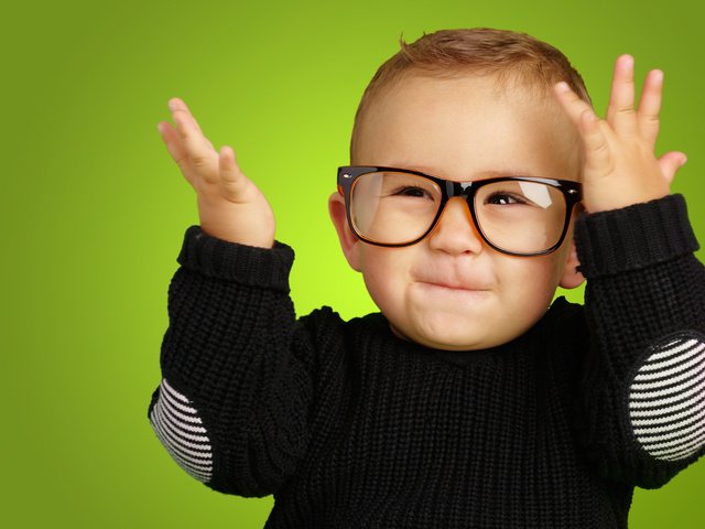 Обои глаза, улыбка, очки, дети, ребенок, мальчик, eyes, smile, glasses, children, child, boy разрешение 7848x5136 Загрузить