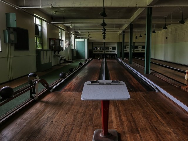 Обои зал, спорт, дорожки, две, боулинг, hall, sport, track, two, bowling разрешение 1920x1200 Загрузить