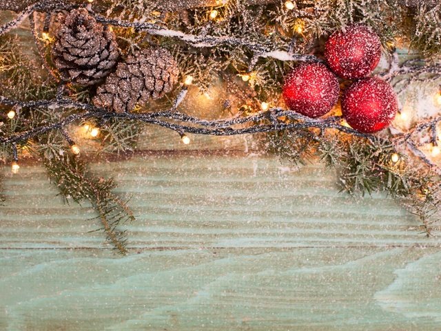 Обои новый год, елка, шары, рождество, шишки, елочные украшения, new year, tree, balls, christmas, bumps, christmas decorations разрешение 2880x1800 Загрузить