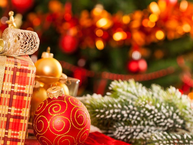 Обои новый год, елка, подарки, игрушки, рождество, елочные игрушки, new year, tree, gifts, toys, christmas, christmas decorations разрешение 2880x1800 Загрузить