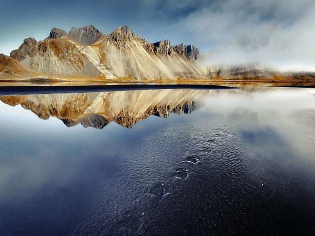 Обои горы, берег, отражение, море, франци, кольмар, etienne ruff, mountains, shore, reflection, sea, france, colmar разрешение 1920x1282 Загрузить