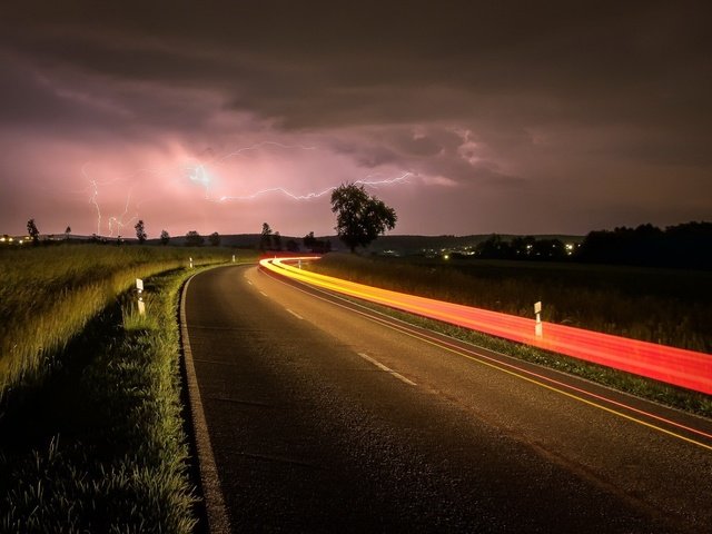 Обои дорога, ночь, огни, молнии, road, night, lights, zipper разрешение 1920x1080 Загрузить