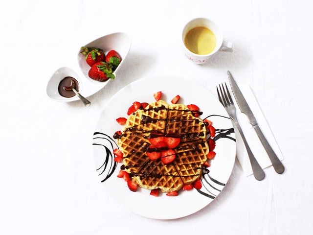 Обои клубника, кофе, завтрак, шоколад, тарелка, вафли, strawberry, coffee, breakfast, chocolate, plate, waffles разрешение 5184x3456 Загрузить